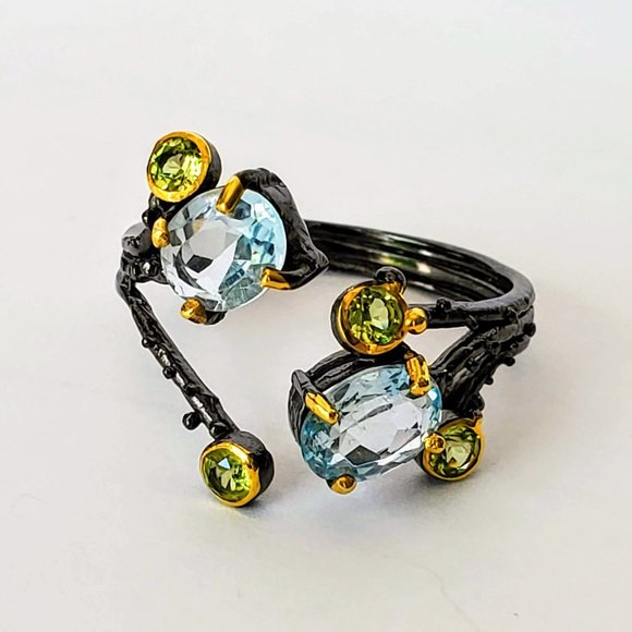 The Girl With Kaleidoscope Eyes Jewelry - Artisan Blue Topaz & Peridot Ring
